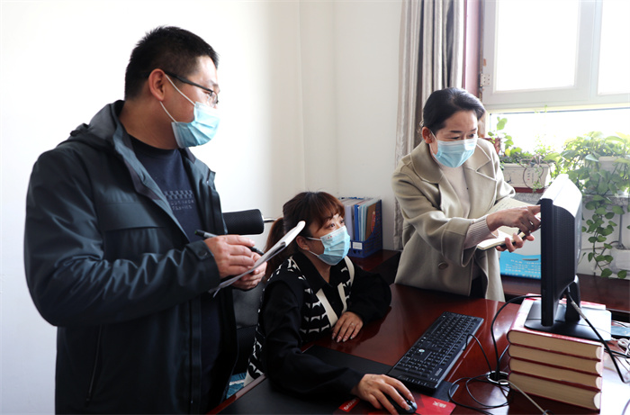 新疆和硕县纪委监委.jpg