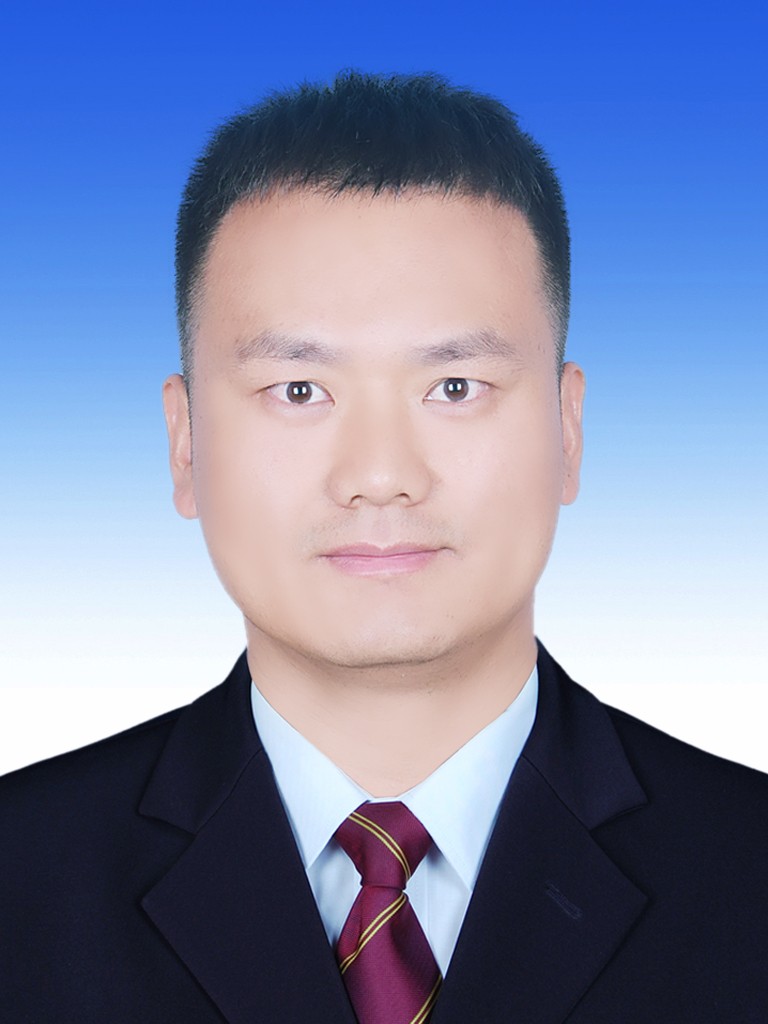 张尧.jpg