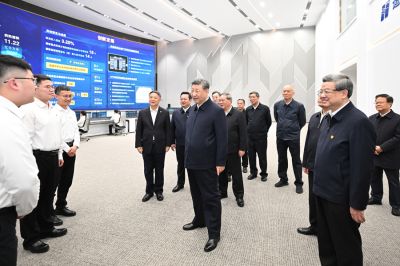习近平：牢牢把握雄安新区功能定位 努力建设新时代创新高地和推动高质量发展样板